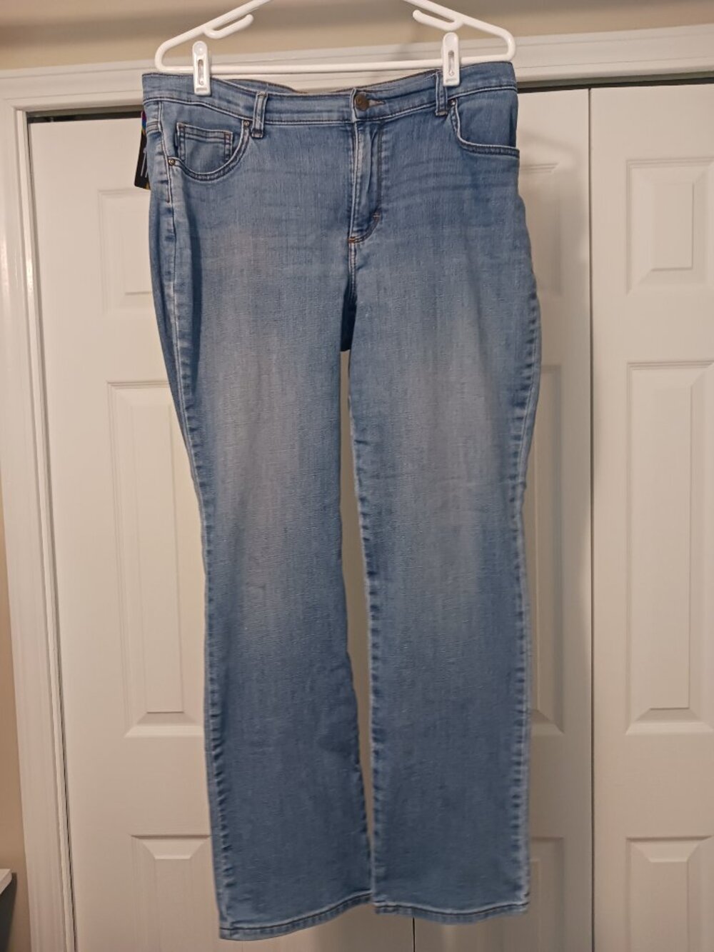 #174 2/$15 - Lee Blue Relaxed Fit Straight Leg Mid Rise Jeans Size 12